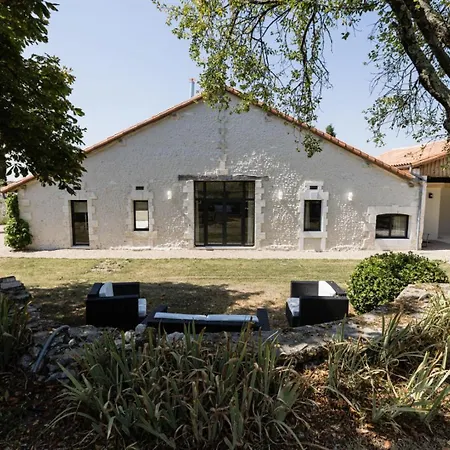 Holiday home La Grange Au Puits Saint-Paul-Lizonne